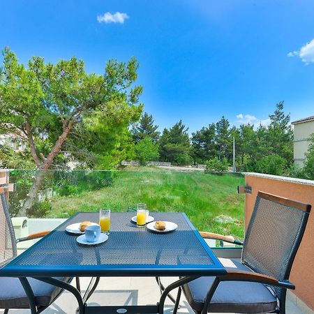 Cascada Villas With Private Jacuzzi And Private Parking Starigrad Paklenica Dış mekan fotoğraf