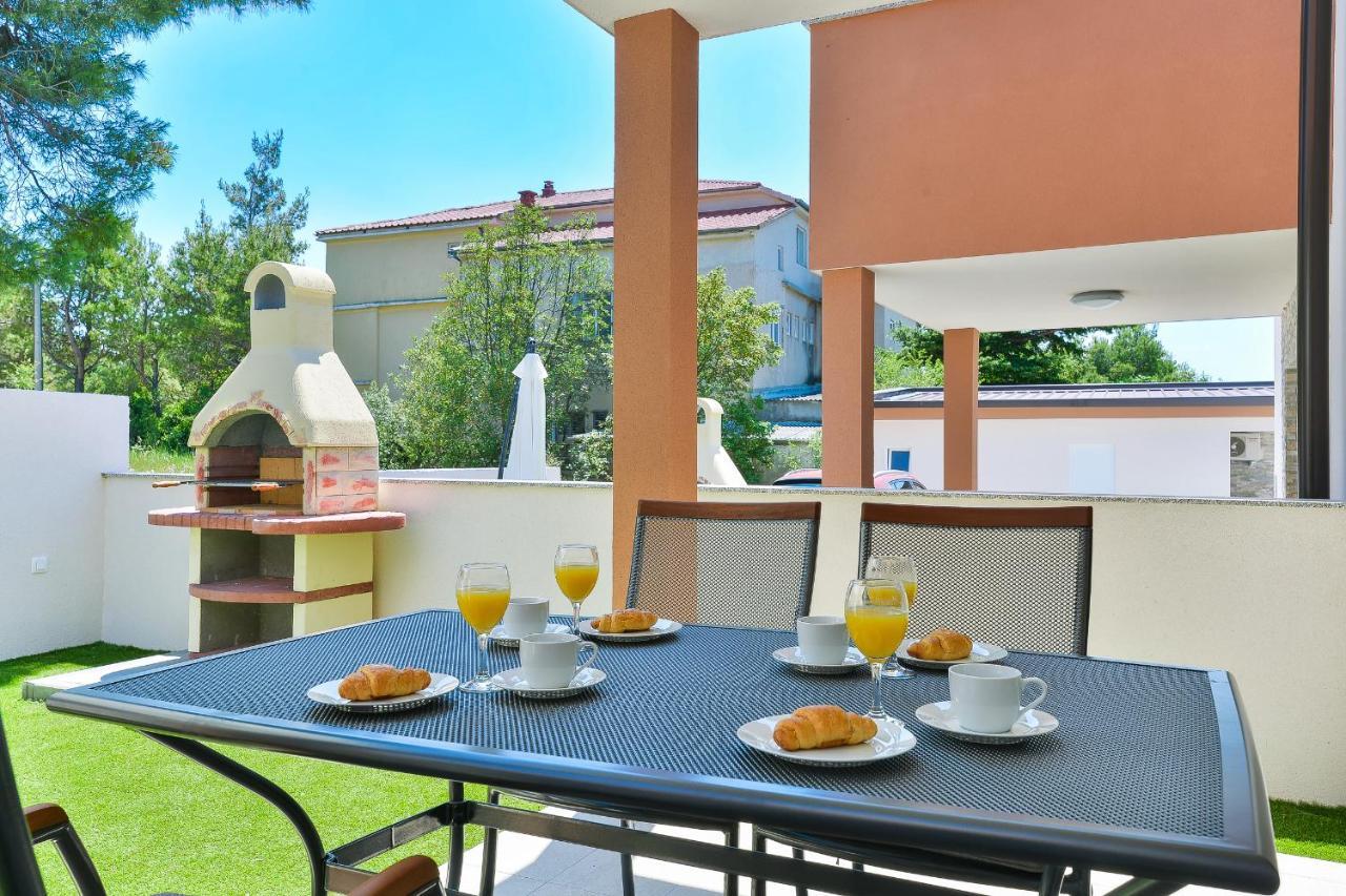 Cascada Villas With Private Jacuzzi And Private Parking Starigrad Paklenica Dış mekan fotoğraf