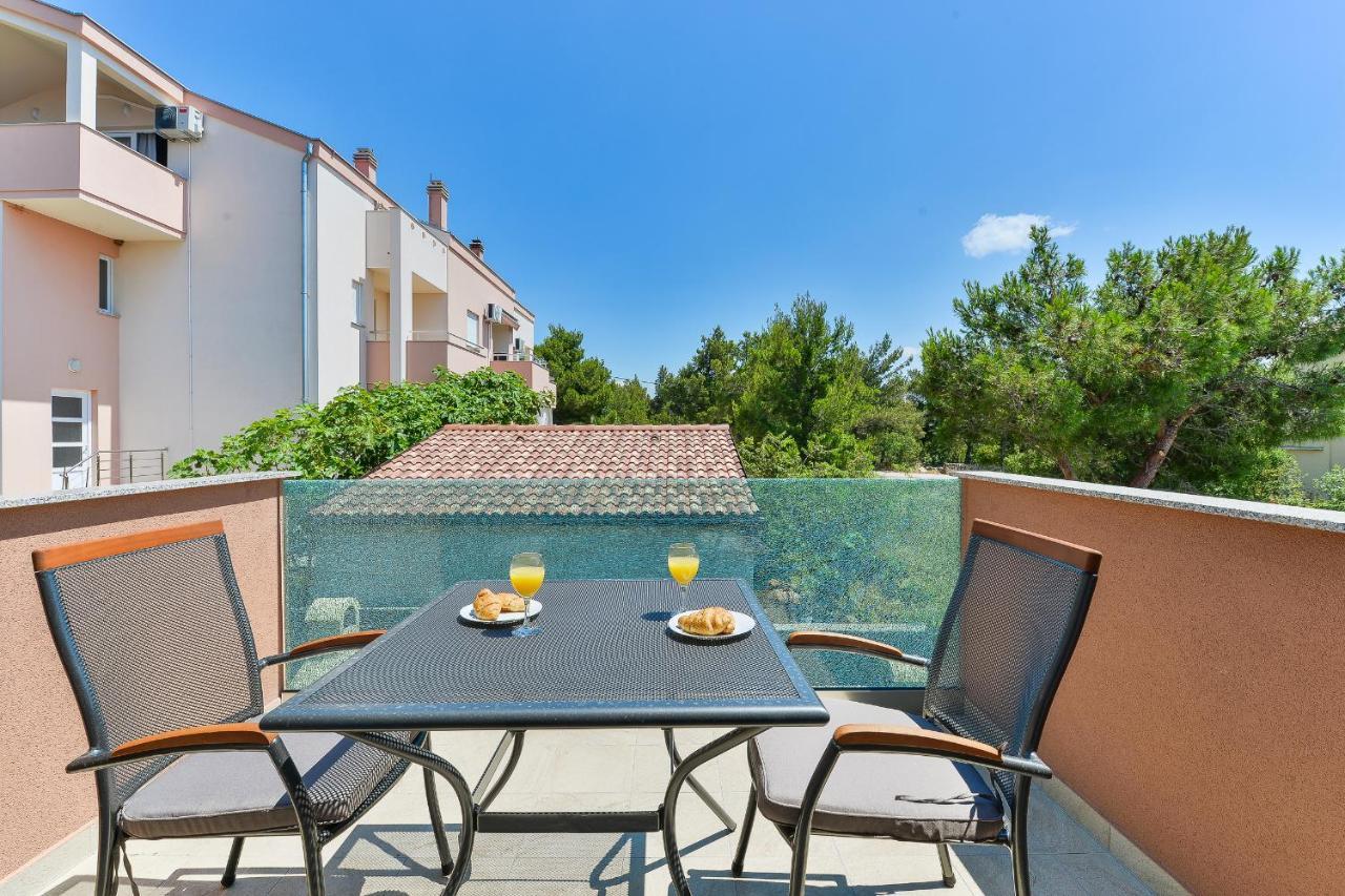 Cascada Villas With Private Jacuzzi And Private Parking Starigrad Paklenica Dış mekan fotoğraf
