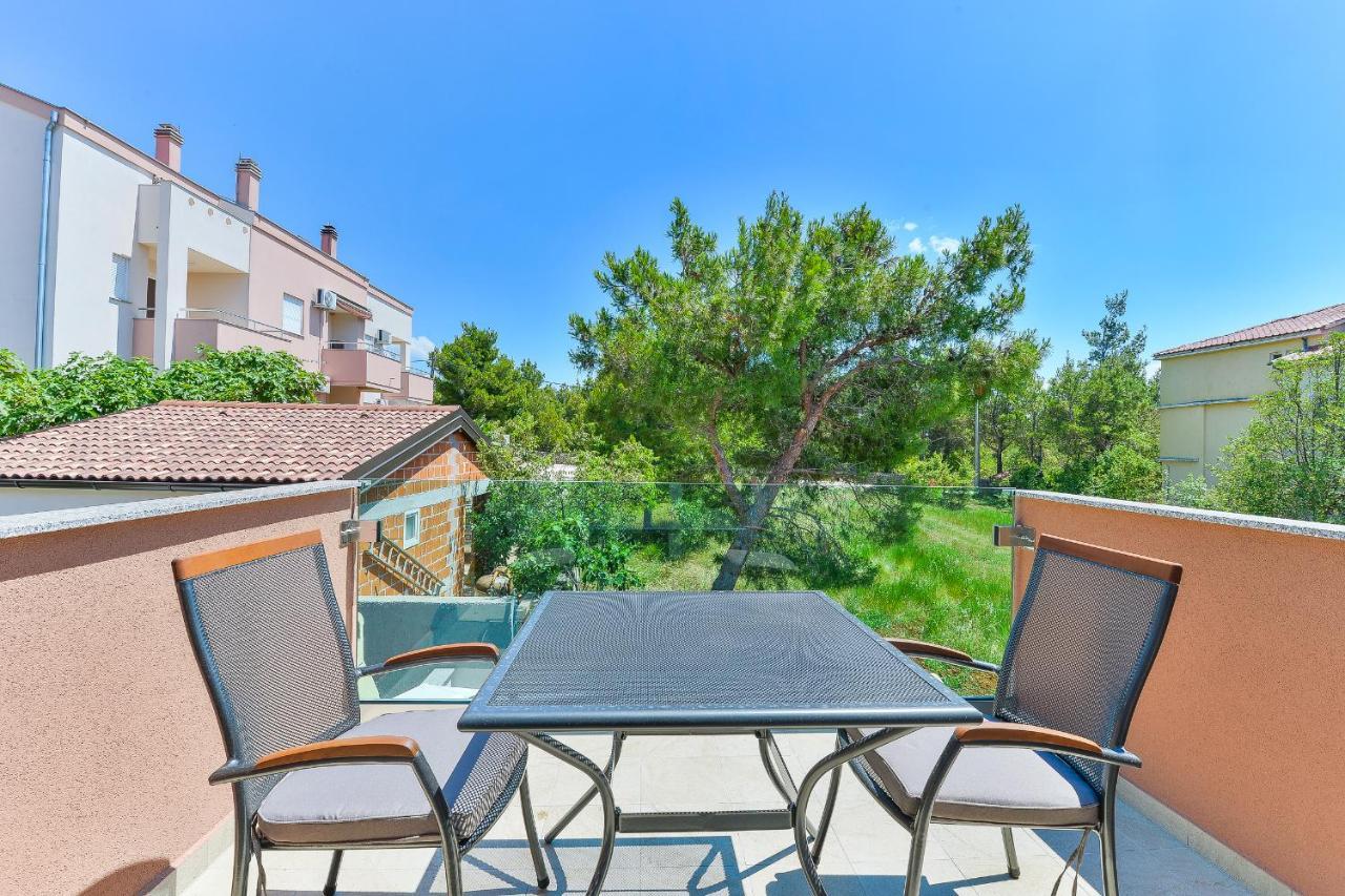 Cascada Villas With Private Jacuzzi And Private Parking Starigrad Paklenica Dış mekan fotoğraf