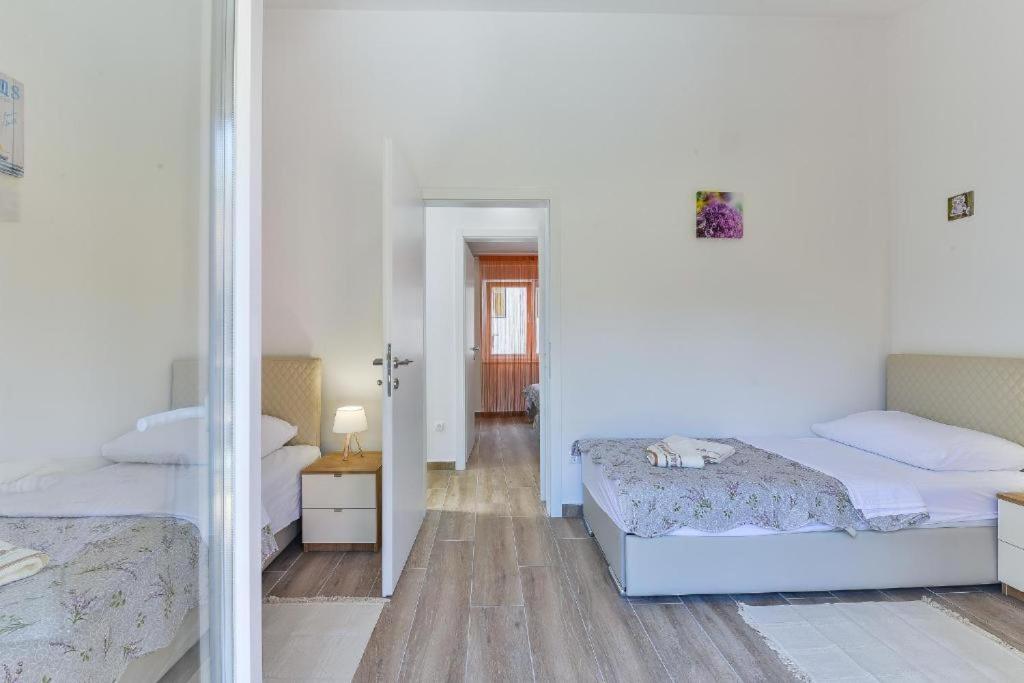 Cascada Villas With Private Jacuzzi And Private Parking Starigrad Paklenica Dış mekan fotoğraf